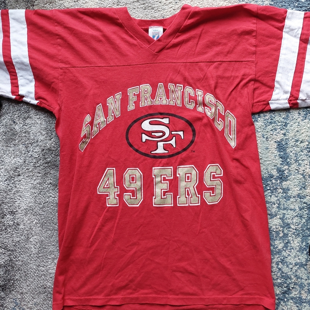 San Francisco 49ers shirt